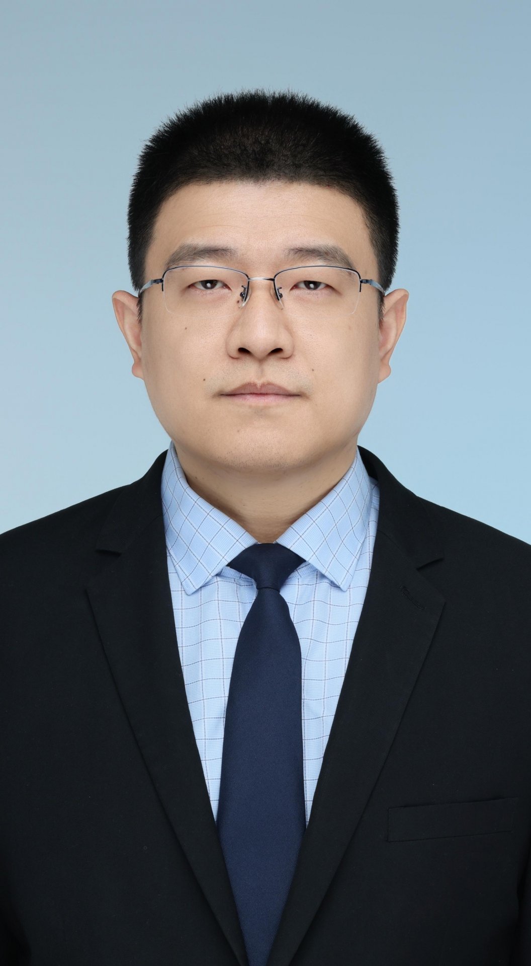 2004年4月毕业于香港城市大学的制