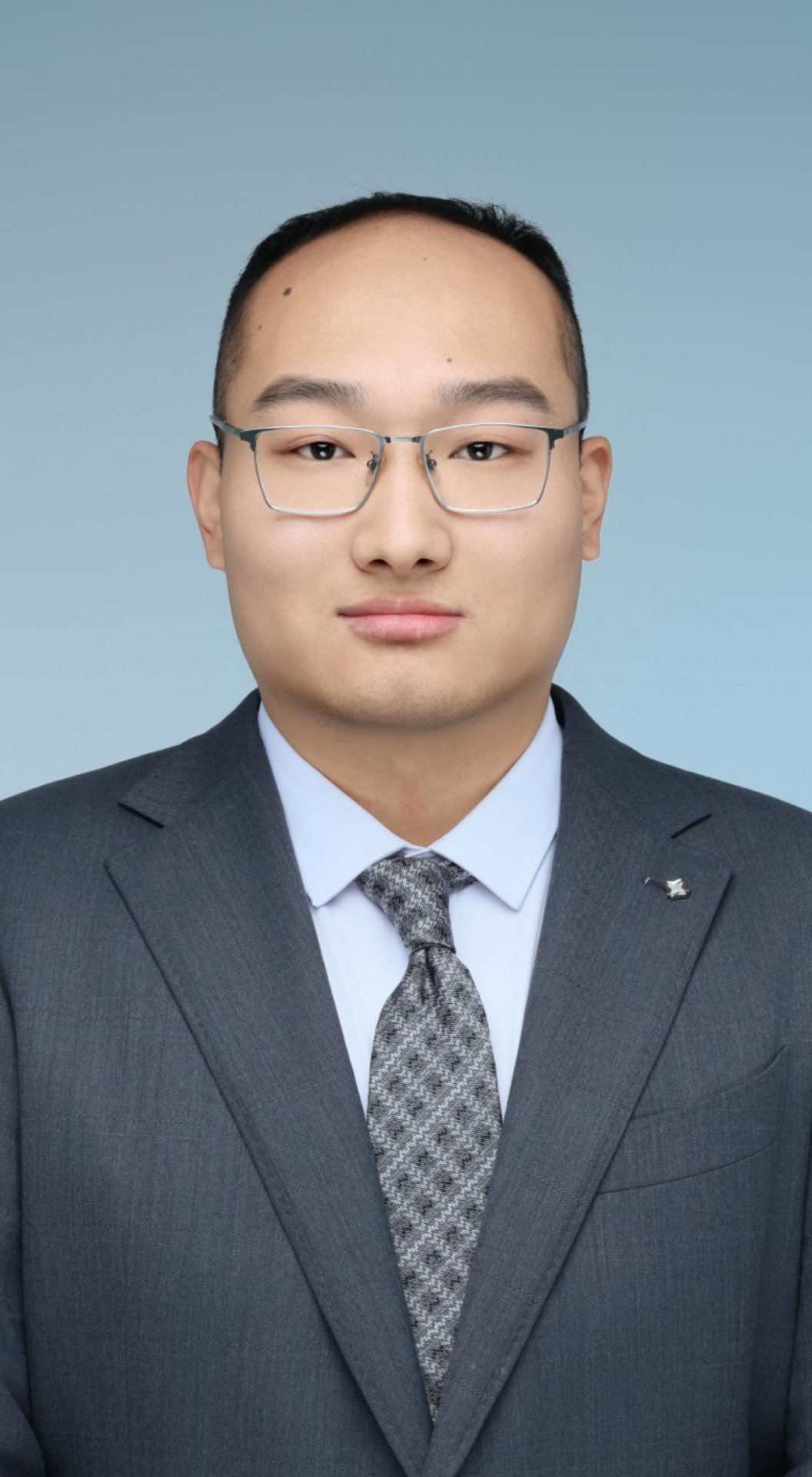 同题参见毕业于武汉理工大学车辆工程专